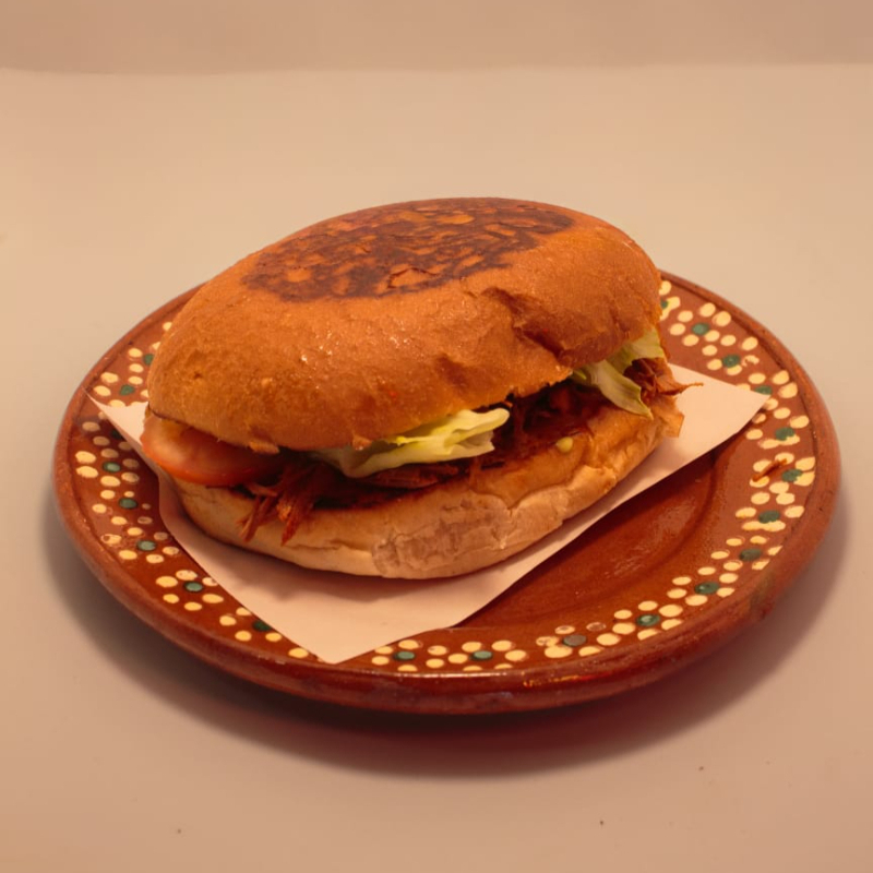 Torta con Birria