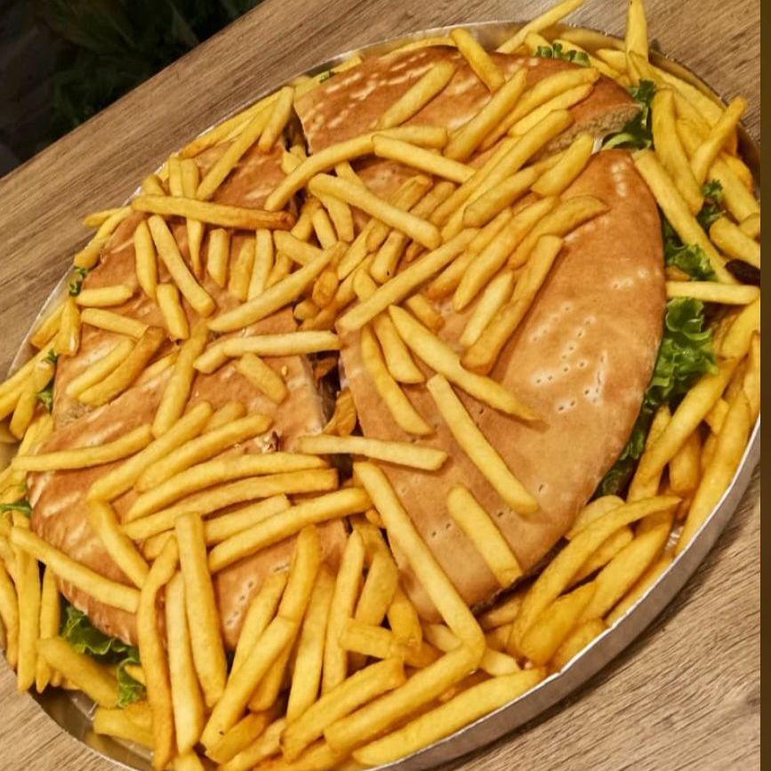 1 beirute frango c/requeijão + 1 fritas 400g + 1 refri 1 lt