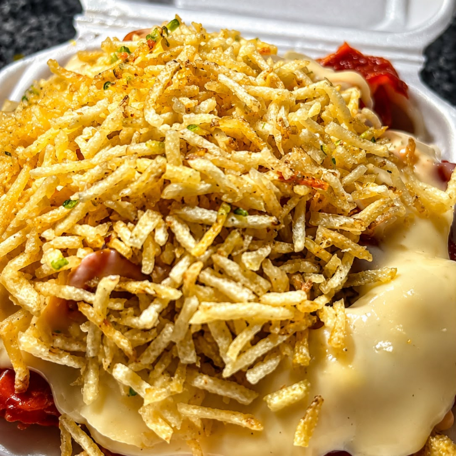Salchipapa Queso