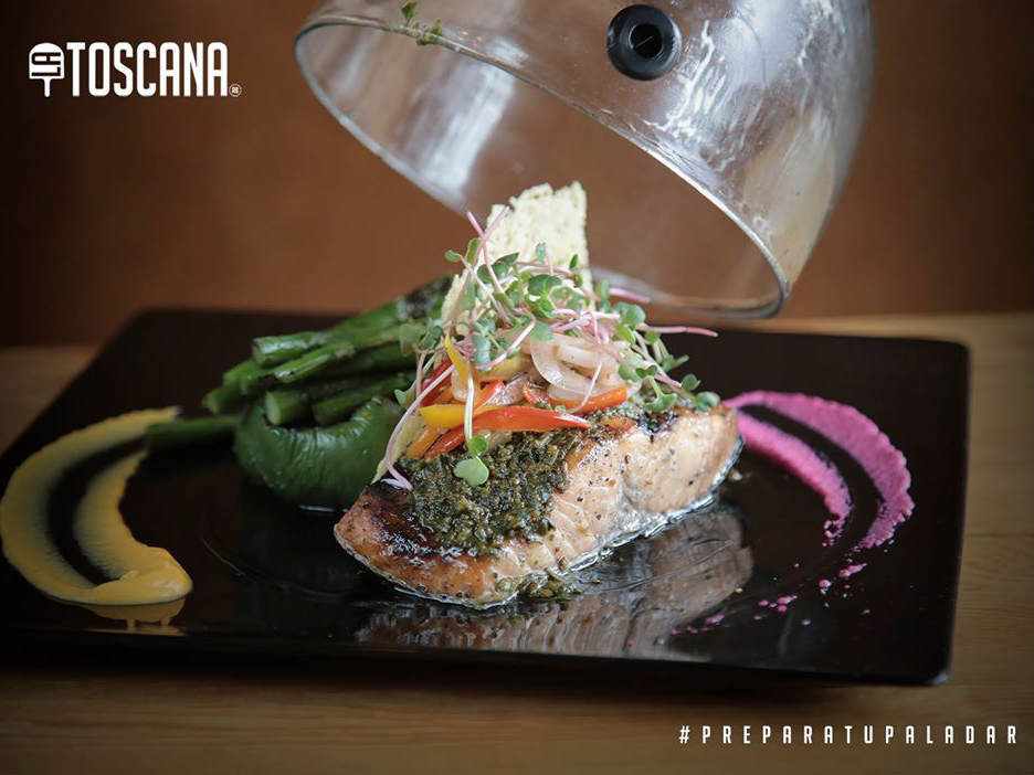 Salmón en Salsa Pesto