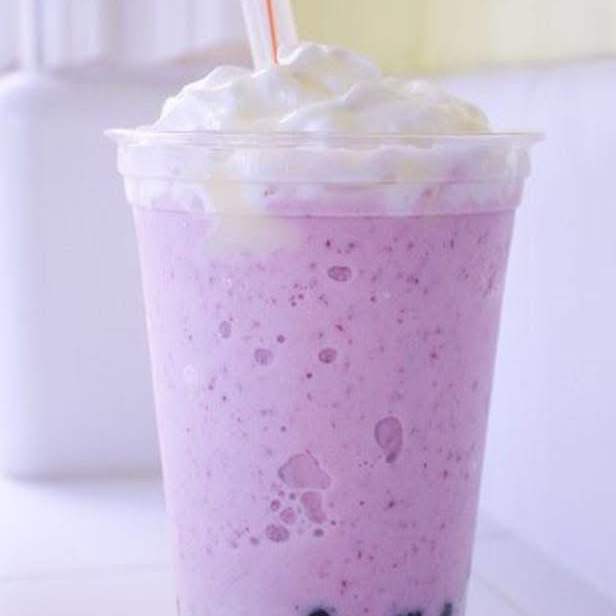 Frappe de taro con tapioca