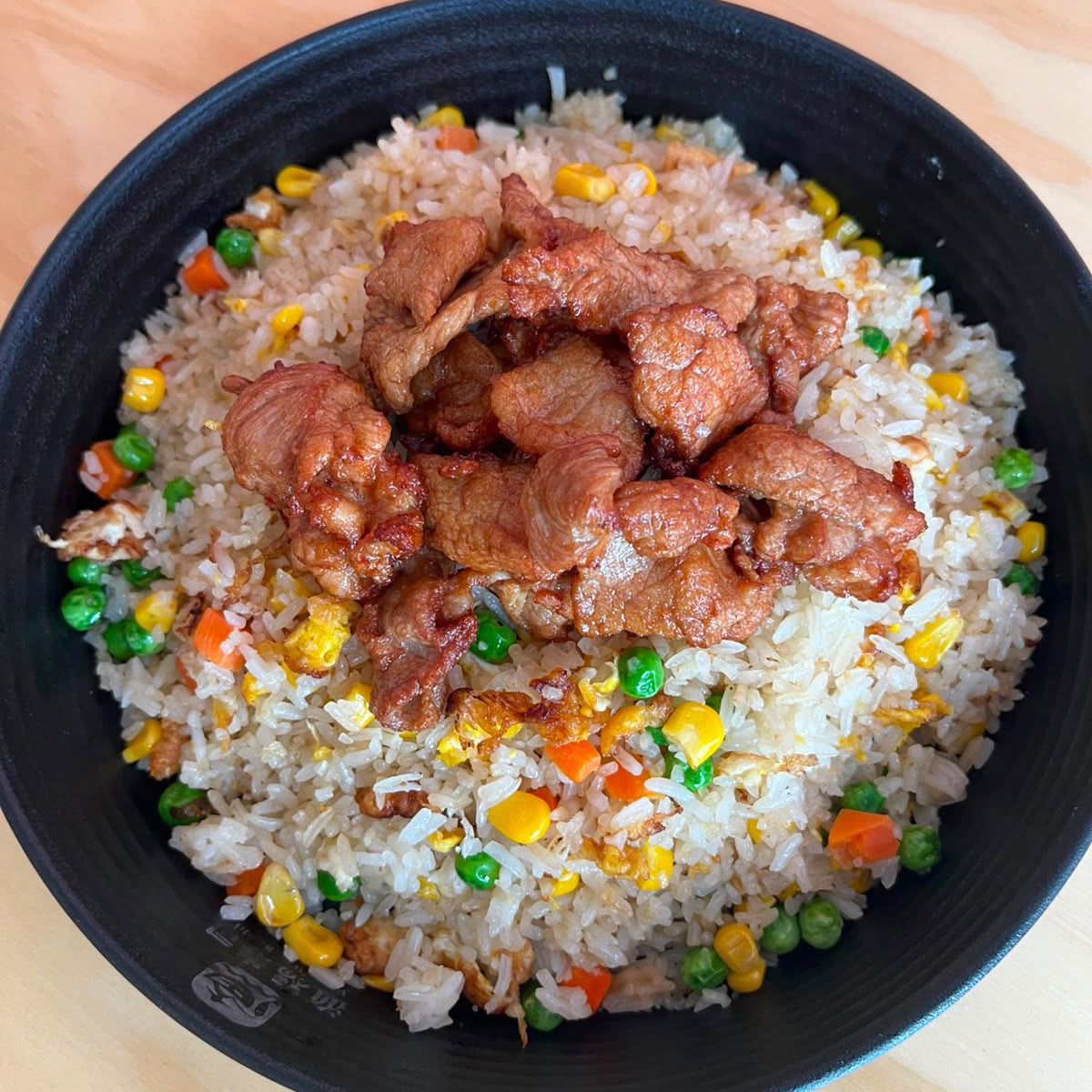 Arroz frito con carne