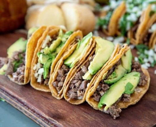 COMBO TACOS DE BISTEC CON AGUACATE+REFRESCO