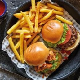 Patatas + (2) Ula Ula Burger