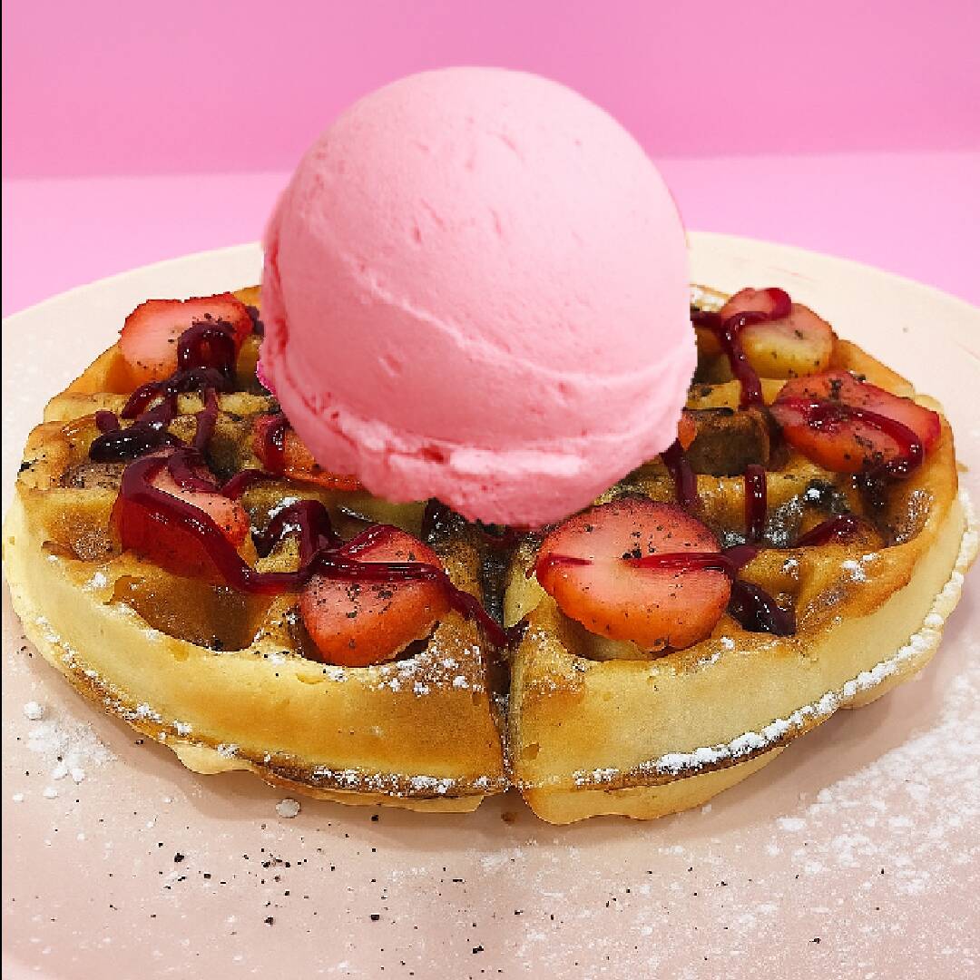 Waffle Mora