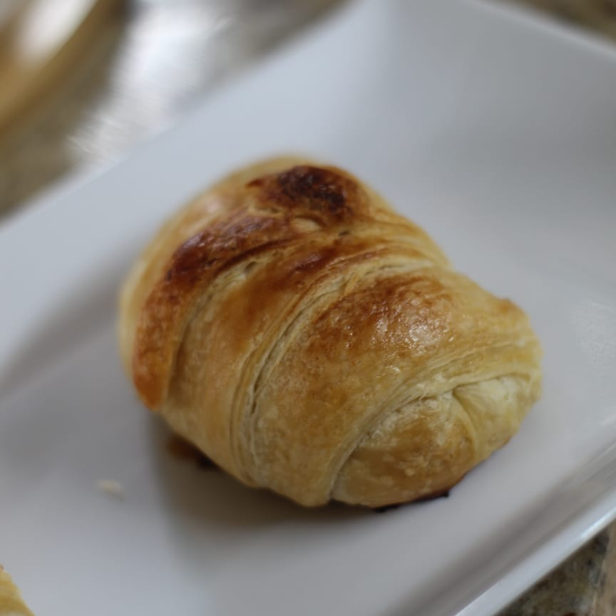 Croissant de mantequilla