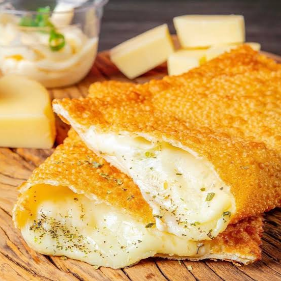 Delicioso pastel de queijo com oregano