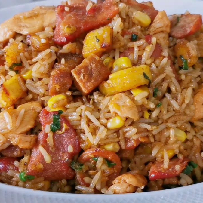 Arroz Paisa de la Casa, Papas, Pollo Personal