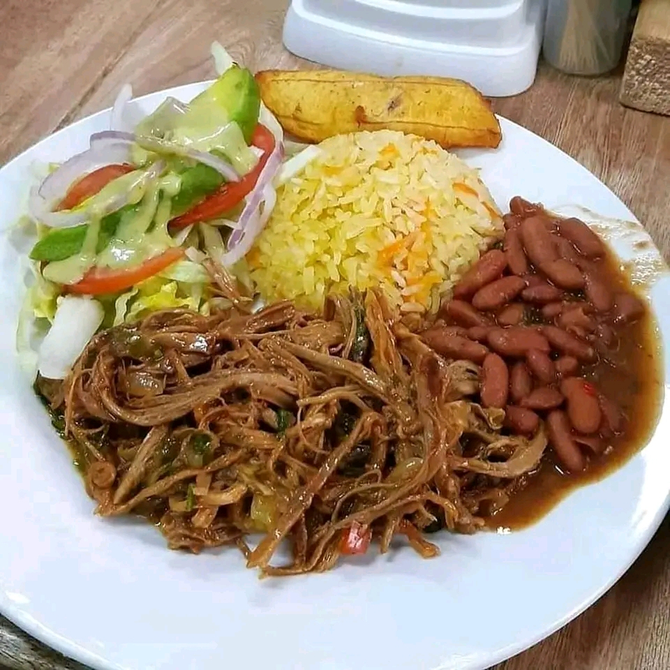 Carne Mechada