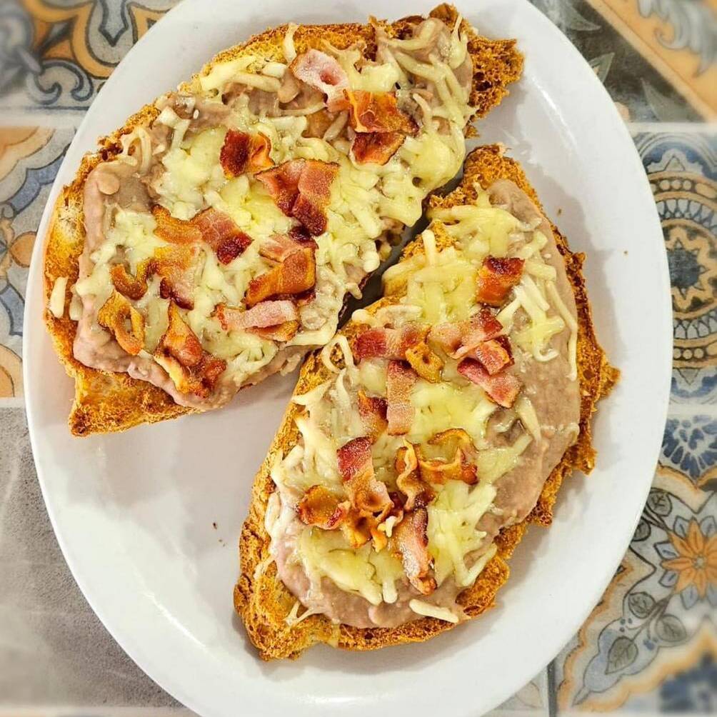 MOLLETES
