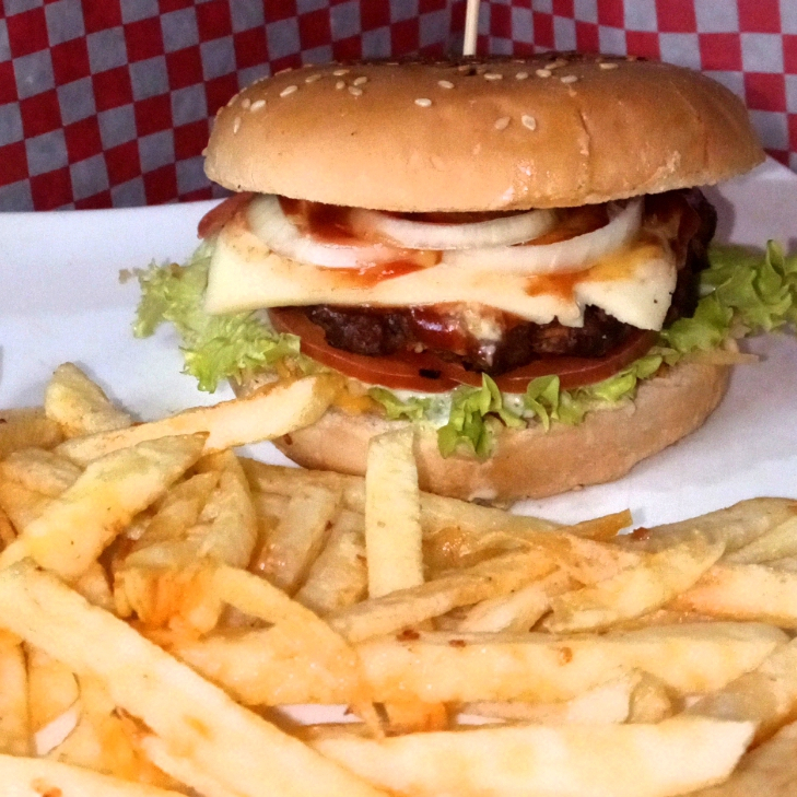 Hamburguesa Sencilla, Papa Natural, Gaseosa 250 Ml
