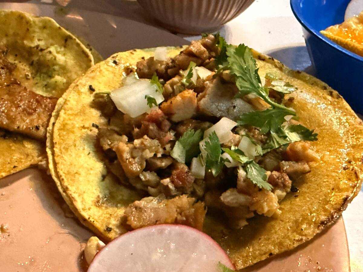 Los Taquitos De Suaperro