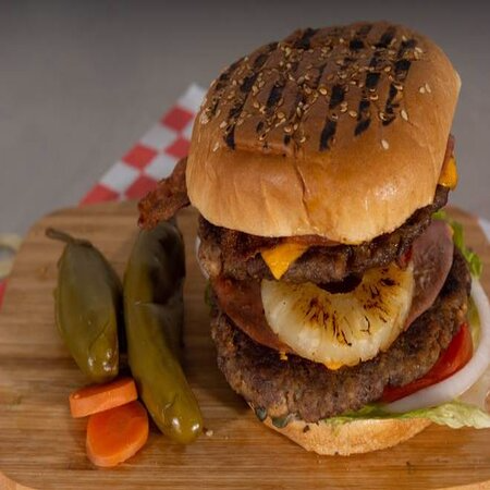 Doble Hawaiana Burger