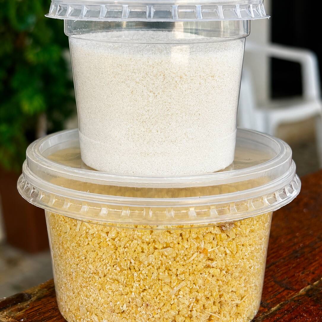 Farinha especial (pote 250ml)
Açúcar (pote 145 ml)