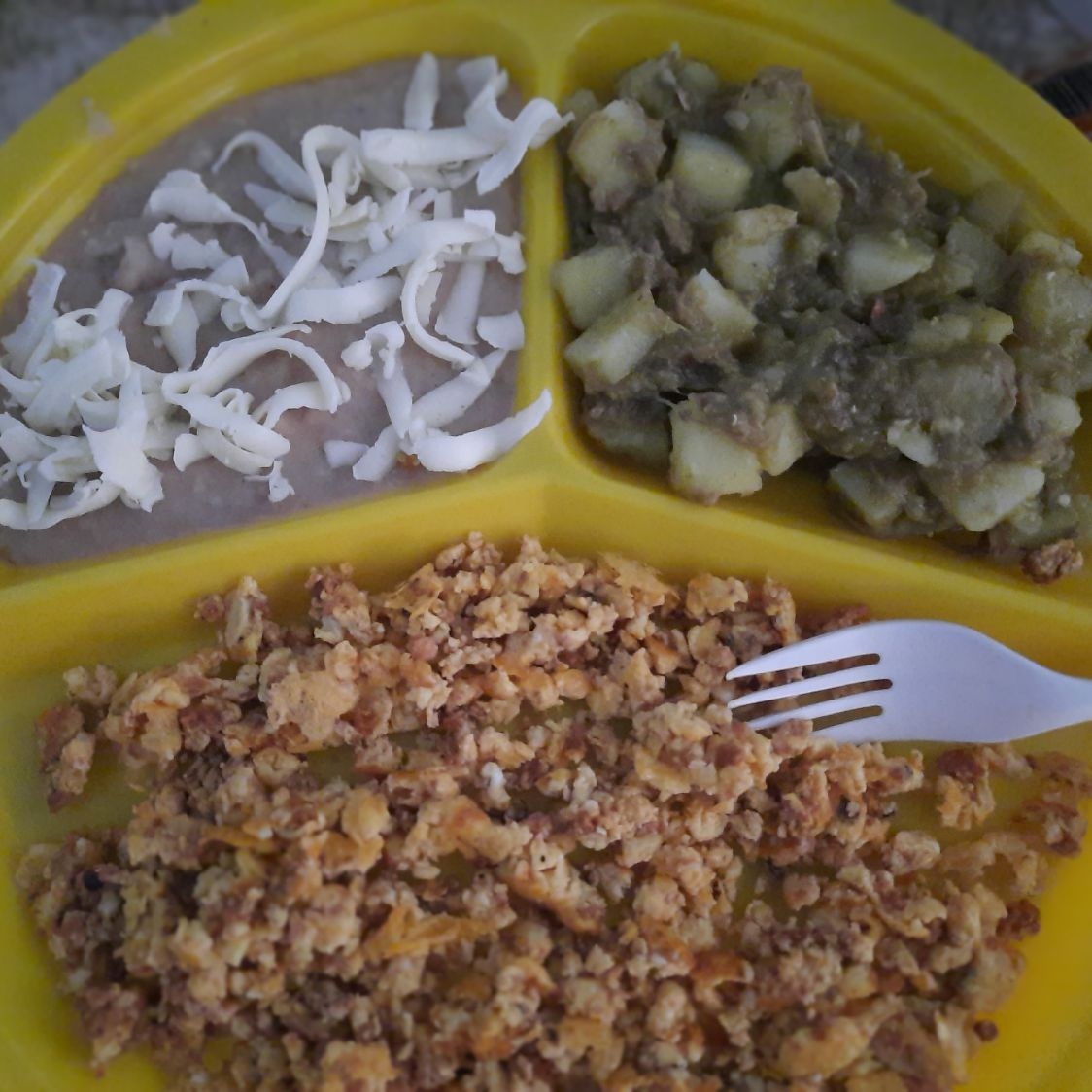 Combo Desayuno Huevos c/Chorizo+Refresco