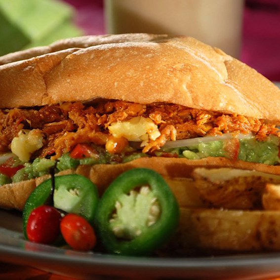 Lonche de Chicharrón
