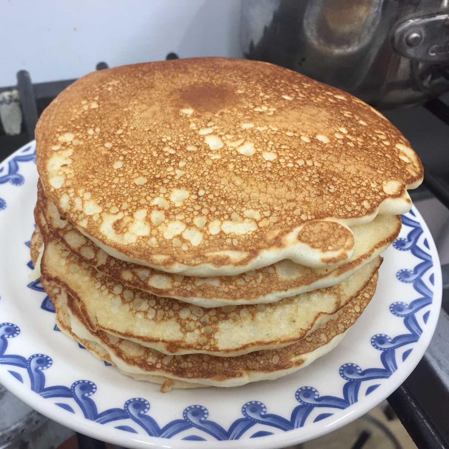 Hot Cakes con Fruta o Avena