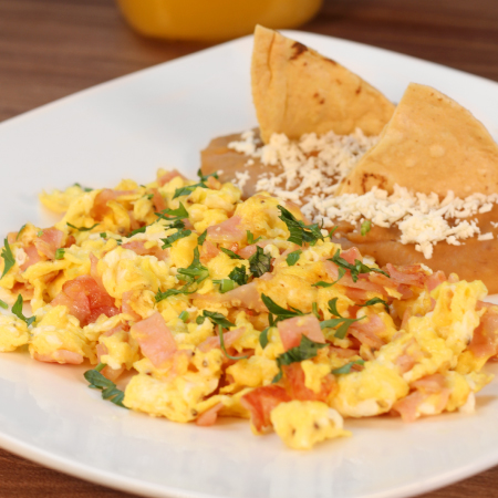 Huevos con Jamón