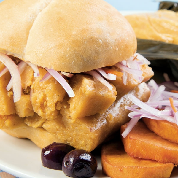 Pan con Tamal