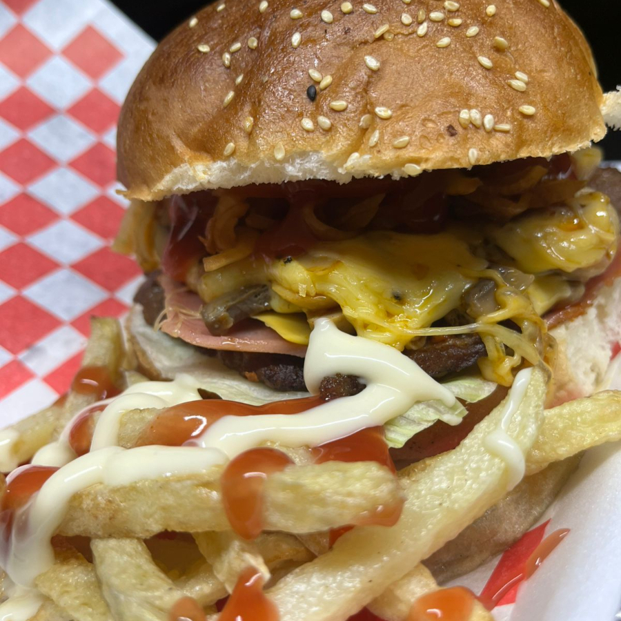 HAMBURGUESA CHAMPIQUESO