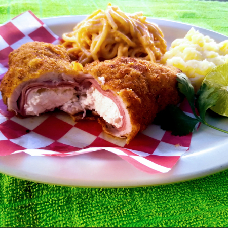 Pechuga Rellena Cordon Blue