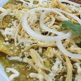 Chilaquiles con Pollo 💯🤤.