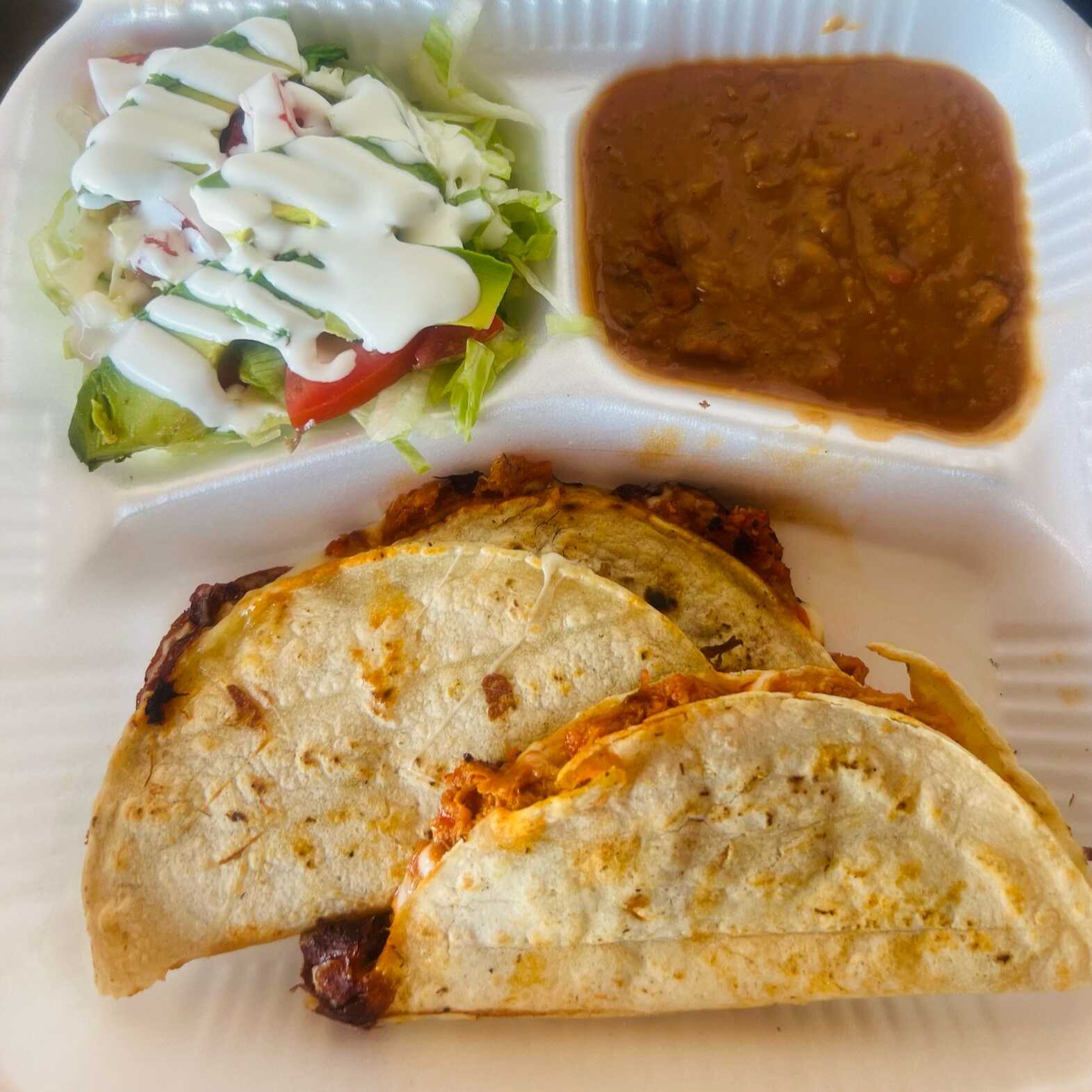 Orden de 3 Quesadillas Maiz de Pierna