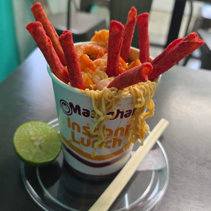 Ramen con Camaron y Takis