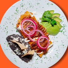CHILAQUILES CON PASTOR