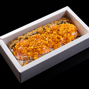 Japa Dog Himitsu é o nosso Hot roll com recheio de salmão cru em cubos e Doritos. ;-) ‼️Os pedidos acompanham: 01 hashi, shoyu e teriaky. Demais adicionais como wasabi e gengibre deverão ser adquiridos à parte. ‼️Obs: **Não Realizamos Troca De Nenhuma Peça Do Produto.**