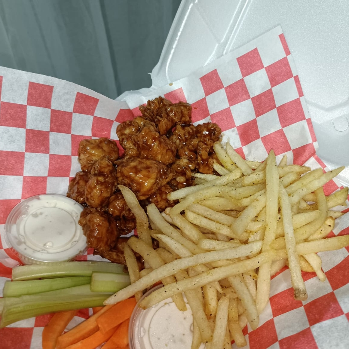 Combo Boneless (salsa a Elegir)