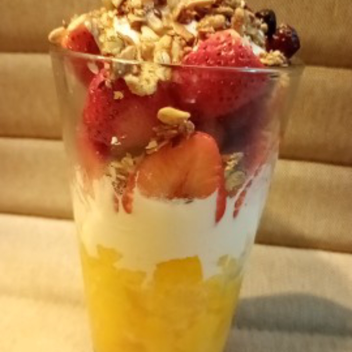 Fresas con Duraznos y Crema 1lt