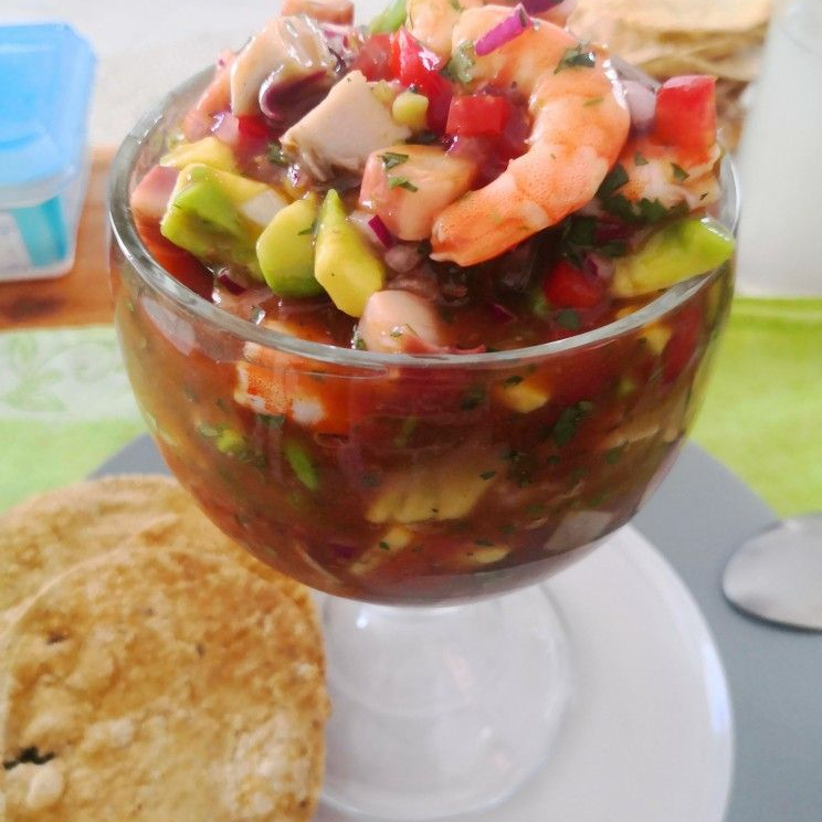 Coctel de Camaron y Pulco