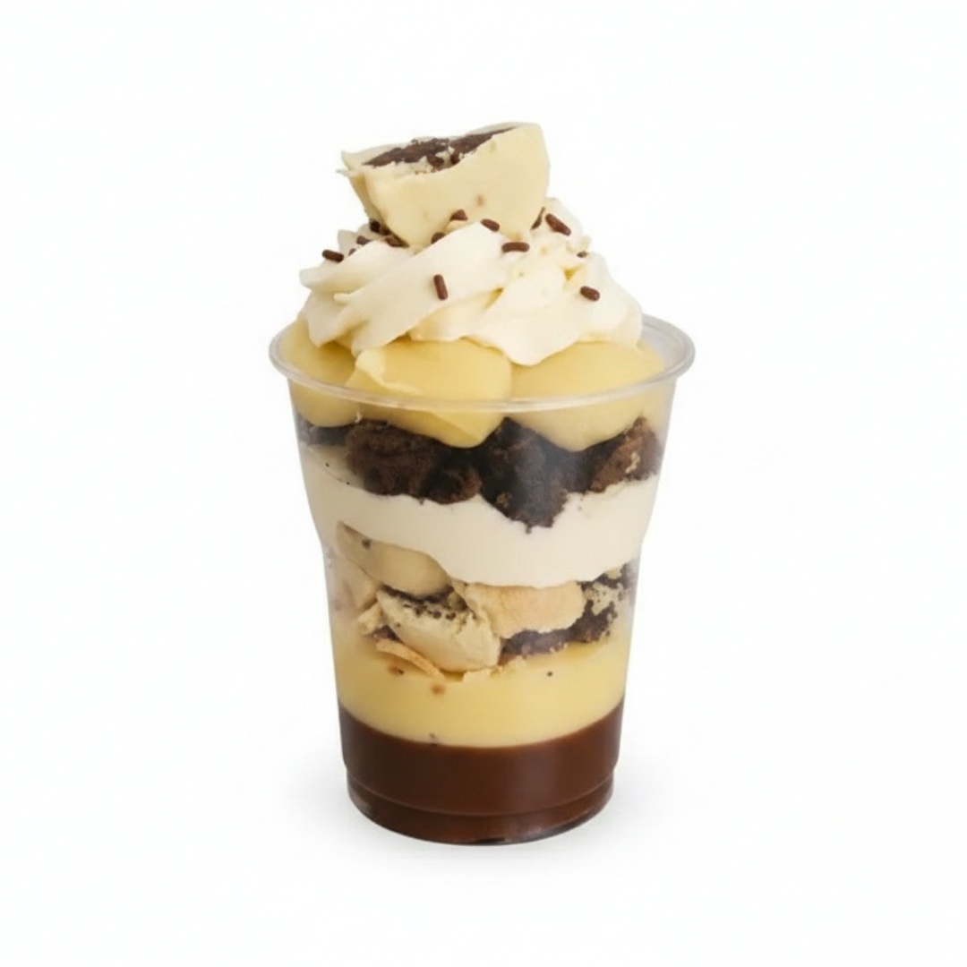 Uma deliciosa sobremesa feita com brigadeiro cremoso chocolate 50% cacau, pedaços de bombom Ouro Branco e Brownie. Aprox 230g..