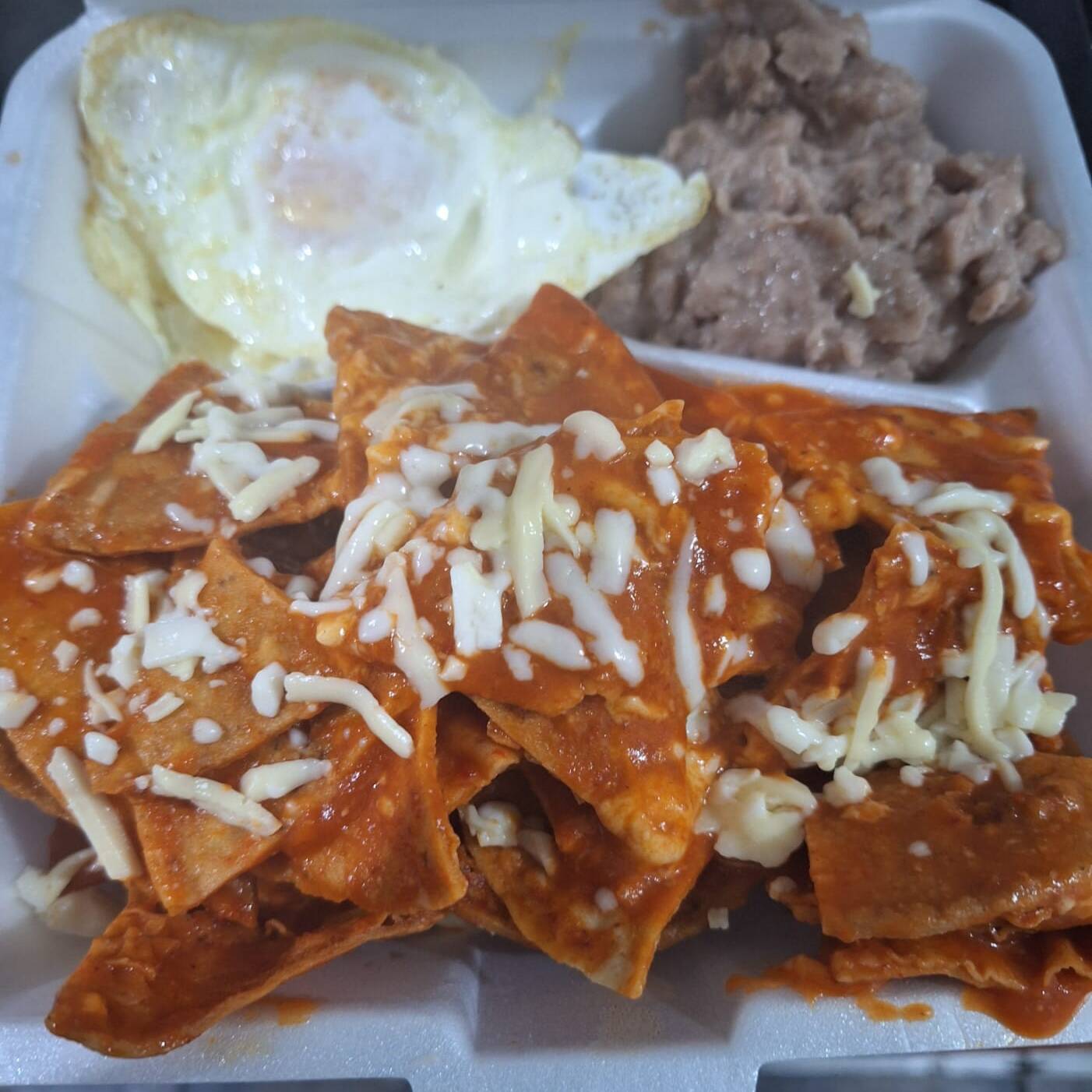 Chilaquiles rojos