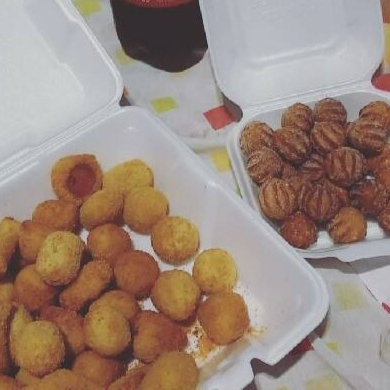 100 Salgados festa 20 gramas, 50 Churros 10 Gramas, 1 Cola Cola 2 lts