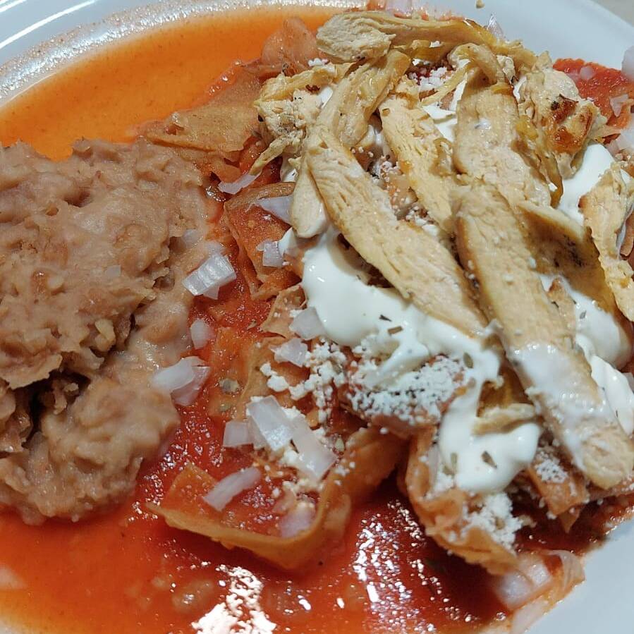 CHILAQUILES A ELEGIR SABOR..