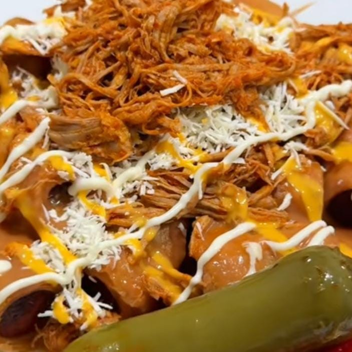 Salchitacos Con Pierna