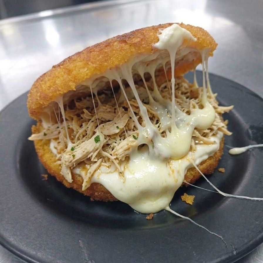 Arepa de Choclo con Pollo