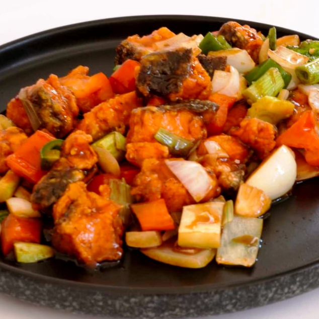 Salmón Salteado en Salsa Especial