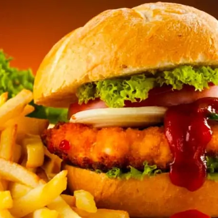 Hamburguesa de pollo + Papas + Refresco