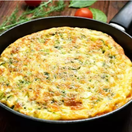 Marmita Deliciosa! Omelete (Atenção Contém Queijo e Presunto) + 5 Acompanhamentos à Sua Escolha.