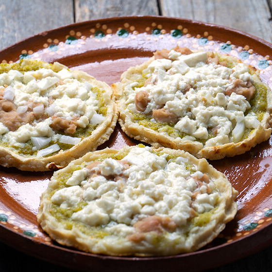 Sope con Guisado