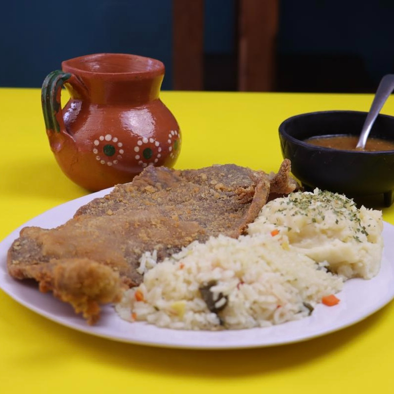 Milanesa de Res Empanizada