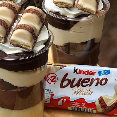Delicioso copo da felicidade kinder com cremes de ninho e chocolate