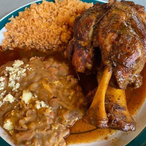 Chamorro de Cerdo Adobado