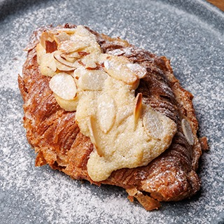 Croissant de Almendra