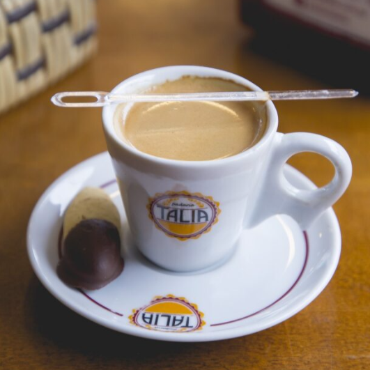 Perfeito para quem busca energia e sabor concentrado em cada gole.