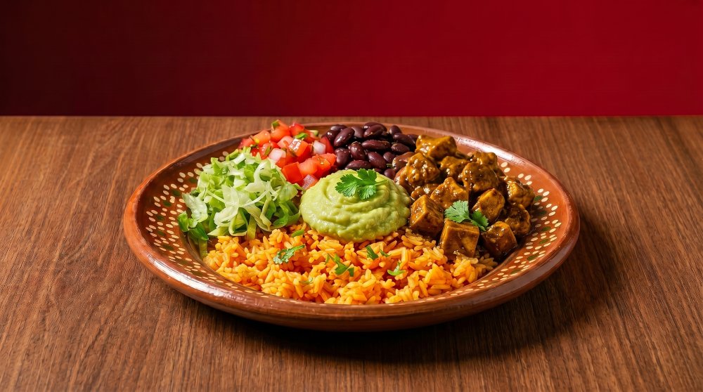 Plato con Pollo Mexicano