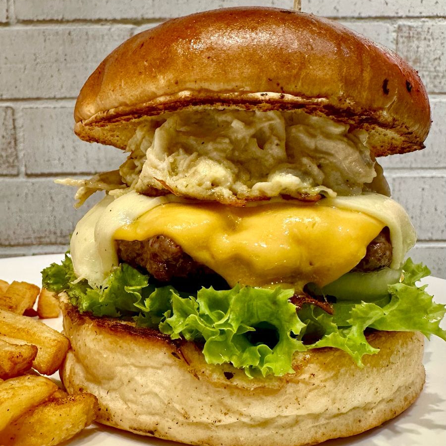Hamburguesa Mixta 125 g y Bebida
